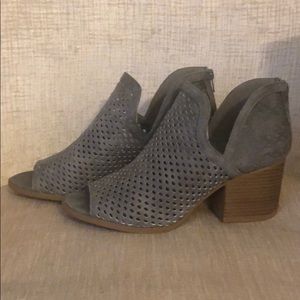 Heeled Open Toe Bootie Size 9
